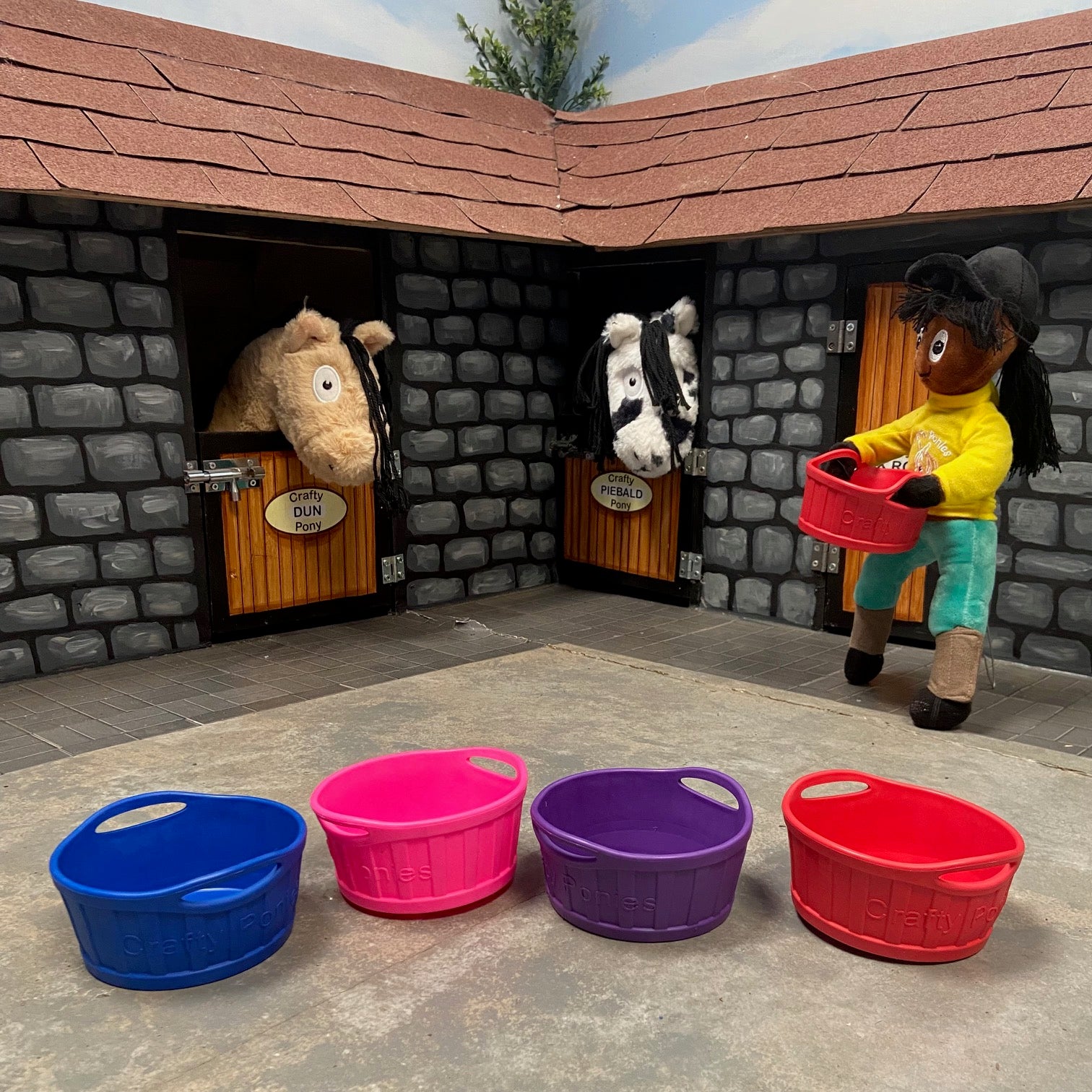 Crafty Ponies Bucket