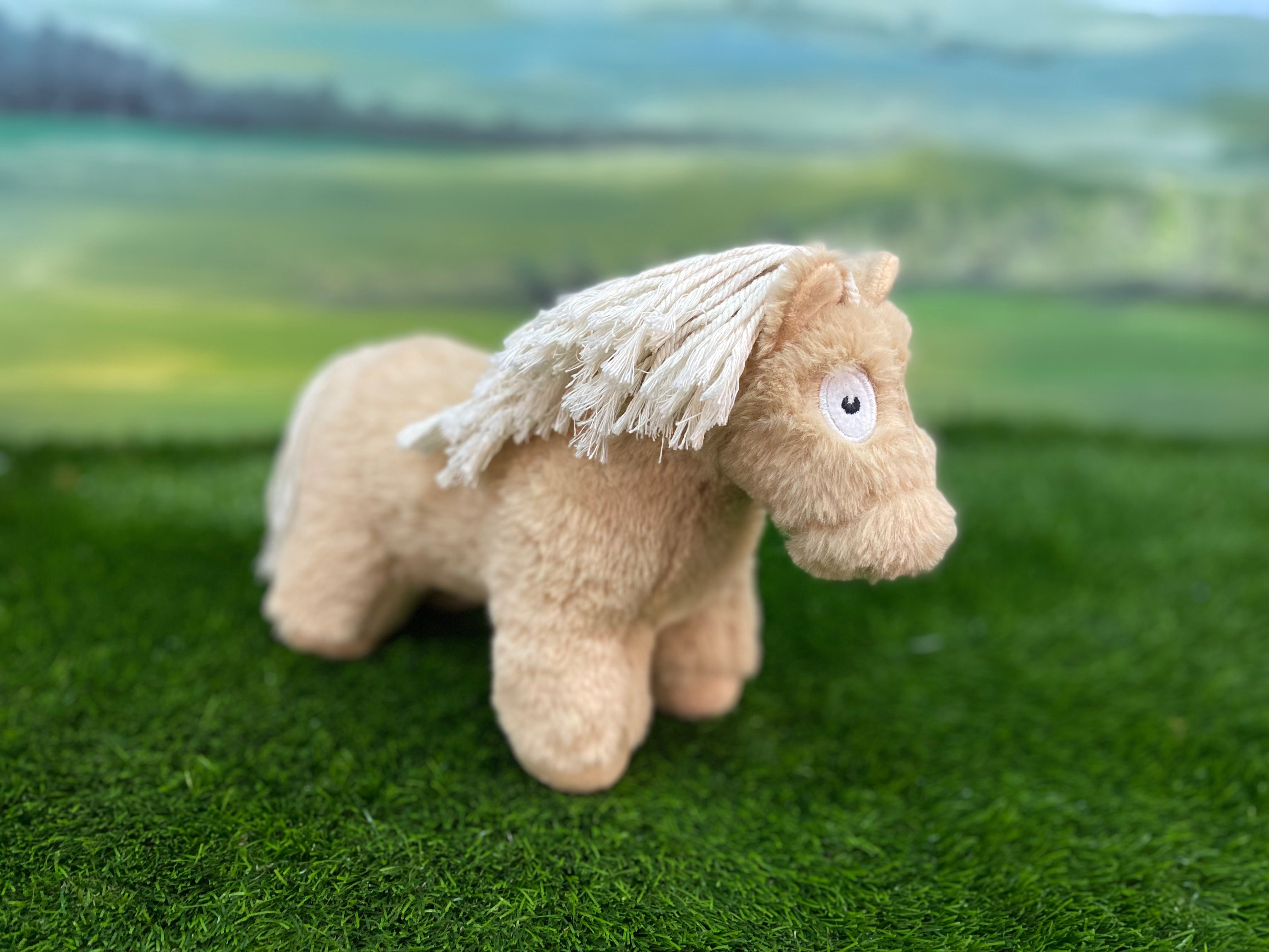 Crafty Ponies palomino foal
