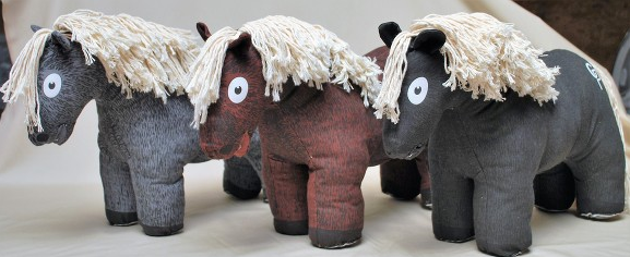 Crafty Ponies Sewing Kit